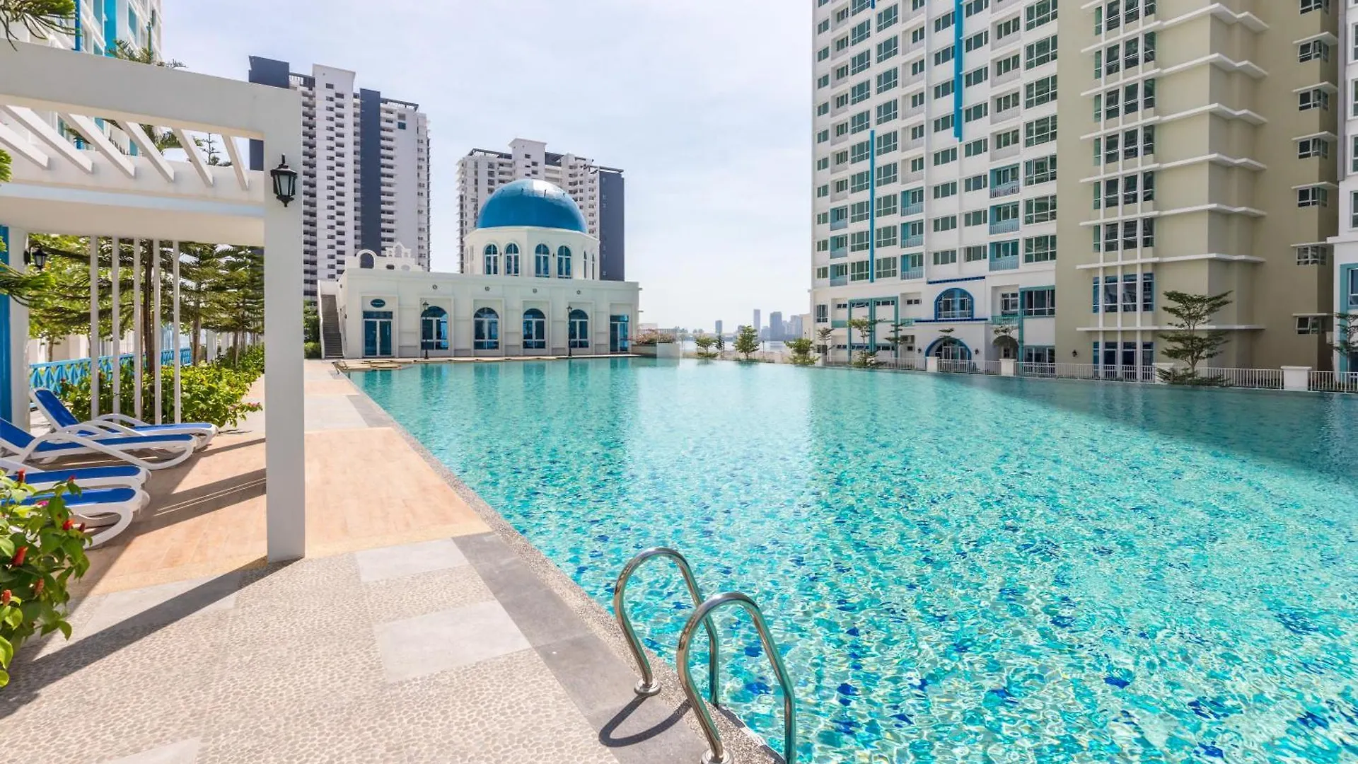 Good Seaview, Vacation Home Tanjung Tokong Lejlighed