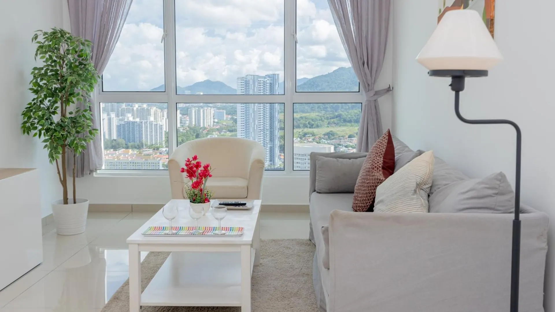 Good Seaview, Vacation Home Tanjung Tokong Lejlighed
